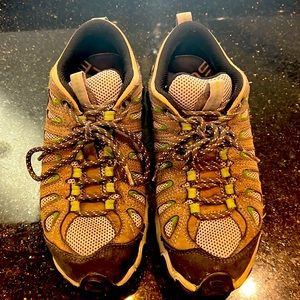 Oboz Sawtooth II Leather Low Hiking Trail Shoes Boots Frost/Sa Womens Size 7.5